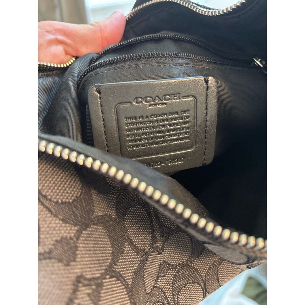 Coach Signature Jacquard Purse Handbag Hobo Style Black‎ and Grey - Picture 9 of 12